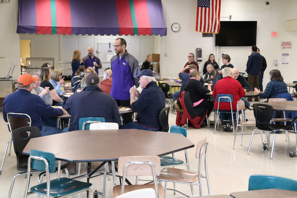 wide shot of the bus drivers breakfast
