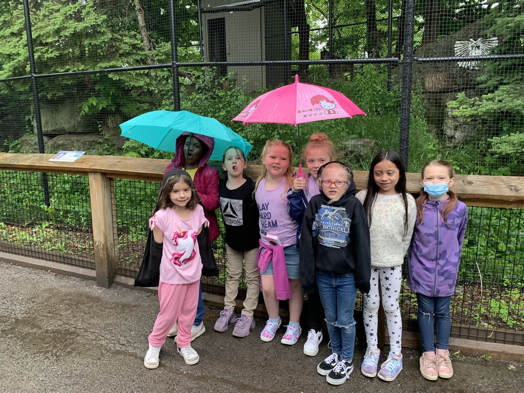 second graders at the zoo