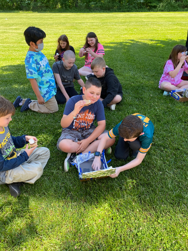students enjoy their s'mores