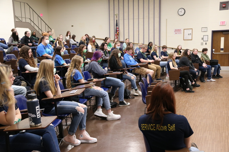 Interact Club Hosts Leadership Event Albion High School